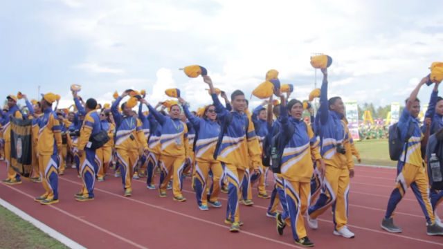 Palaro 2015 opens, ceremony cut short by bad weather