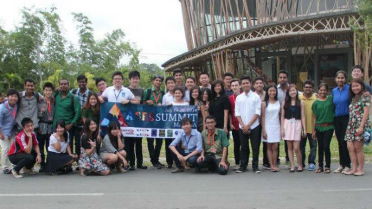 SUMMIT. ASES delegates and organizers in the GK Enchanted Farm. All photos from Mikaela Reyes