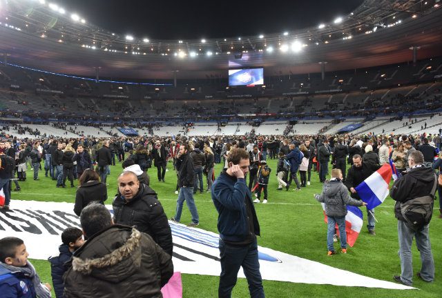 Saat 80.000 penonton ketakutan di Stadion Stade de France