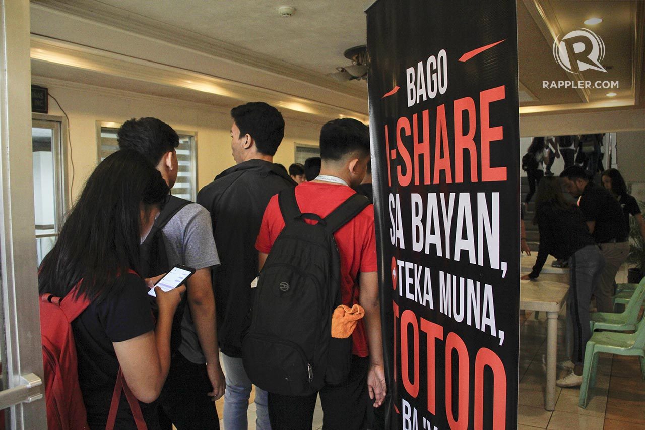 SOCIAL GOOD. At least 300 campus journalists, student organization leaders, school paper advisers, and other stakeholders  attend #MoveCavite: Social Good in the Digital Age Forum at the De La Salle University on March 12, 2019. Photo by Jose Villaroel  