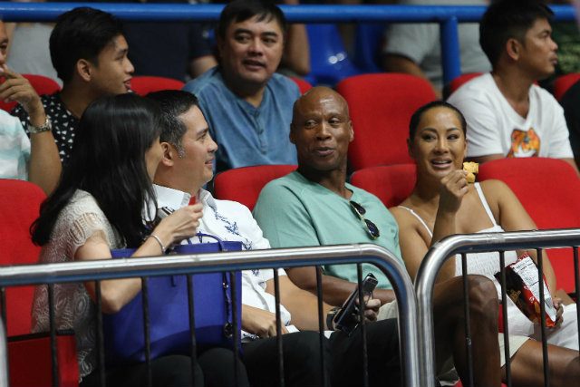 Former Lakers coach Byron Scott watches PBA game