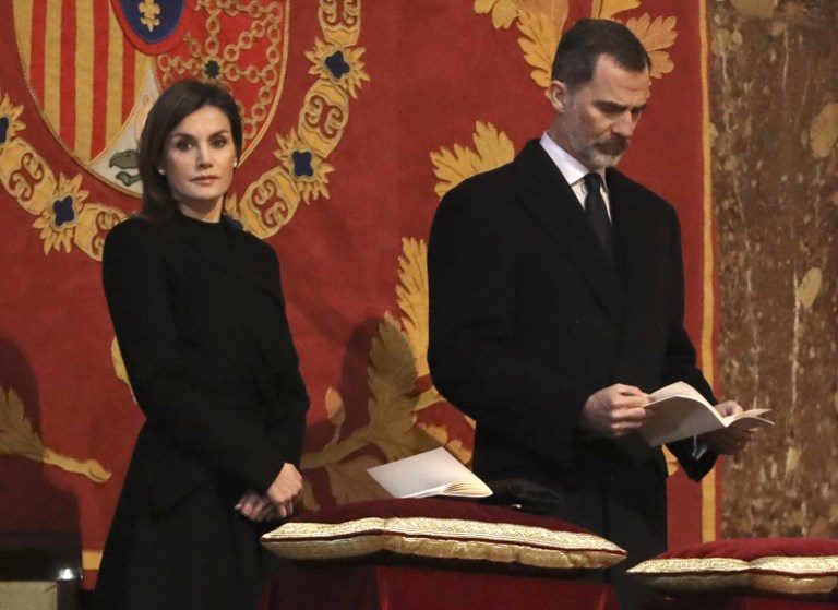 Spain’s King Felipe VI backs judges during Catalonia visit