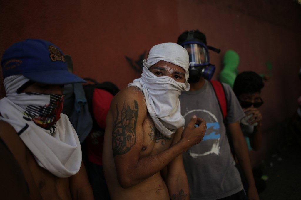 Rioting breaks out in Venezuela amid ‘attempted coup’