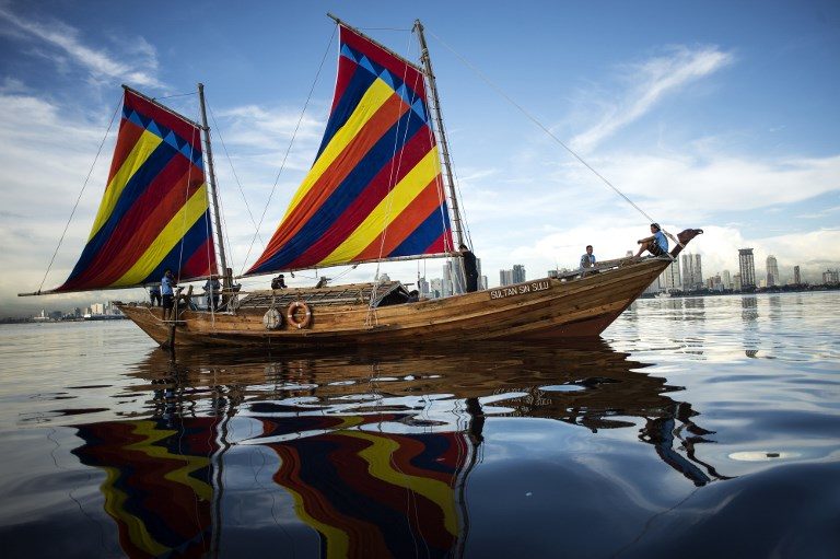 Filipina Everest conqueror to sail for China on a balangay