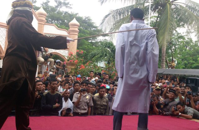 The wRap Indonesia: Aceh to cane gays, haze reaches Thailand