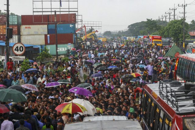 Bangladesh highway blocked as fishermen protest catch ban