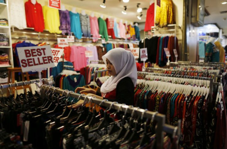 Indonesia posts trade deficit due to Ramadan imports