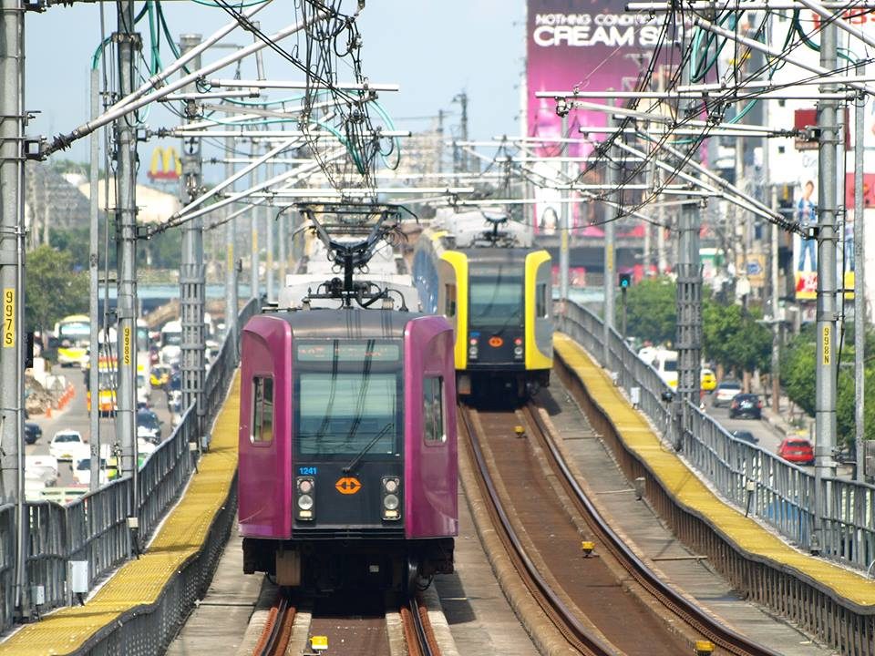 LRT1 extends service hours for Christmas 2019