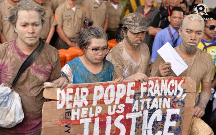 ‘Mud Walk’: Pope Francis asked to fight for Yolanda victims
