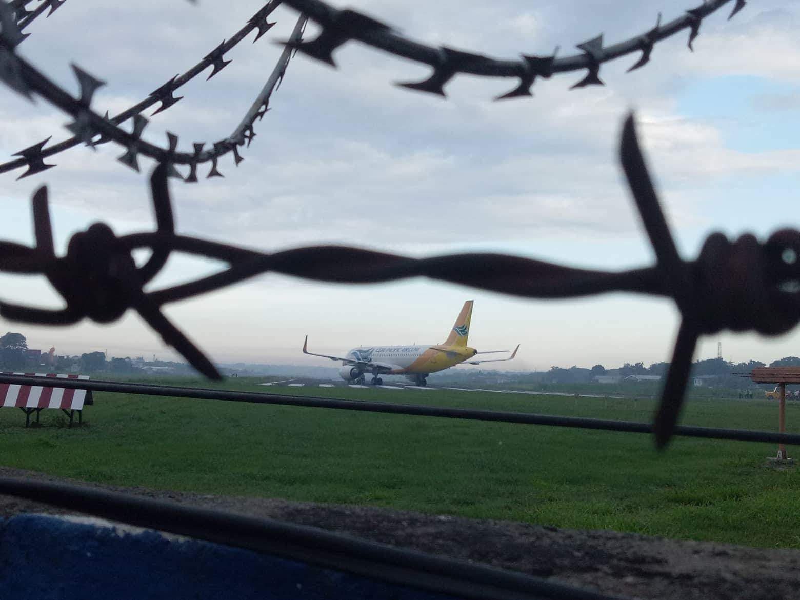 Zamboanga International Airport runway closed temporarily due to stalled plane