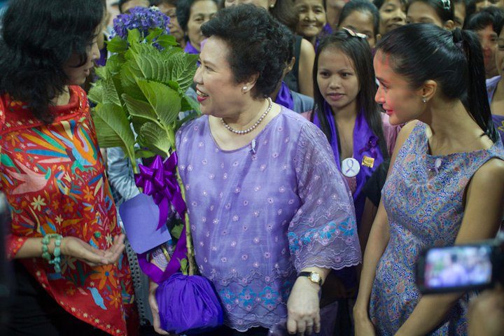 PURPLE MOVEMENT. Santiago says her push for the RH law affected her standing in the Catholic Church. She is photographed with Gemma Cruz Araneta and Heart Evangelista and other RH supporters in 2011. Photo courtesy of Santiago's Facebook page  