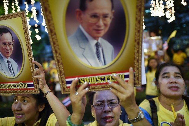 Raja Thailand Bhumibol Adulyadej wafat di usia 88 tahun