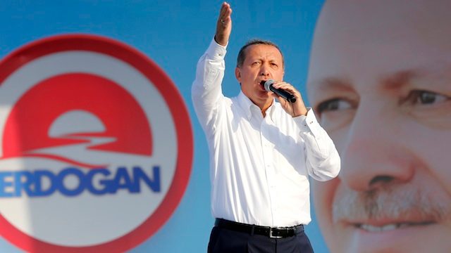 Top court overturns law tightening Turkey’s Internet controls
