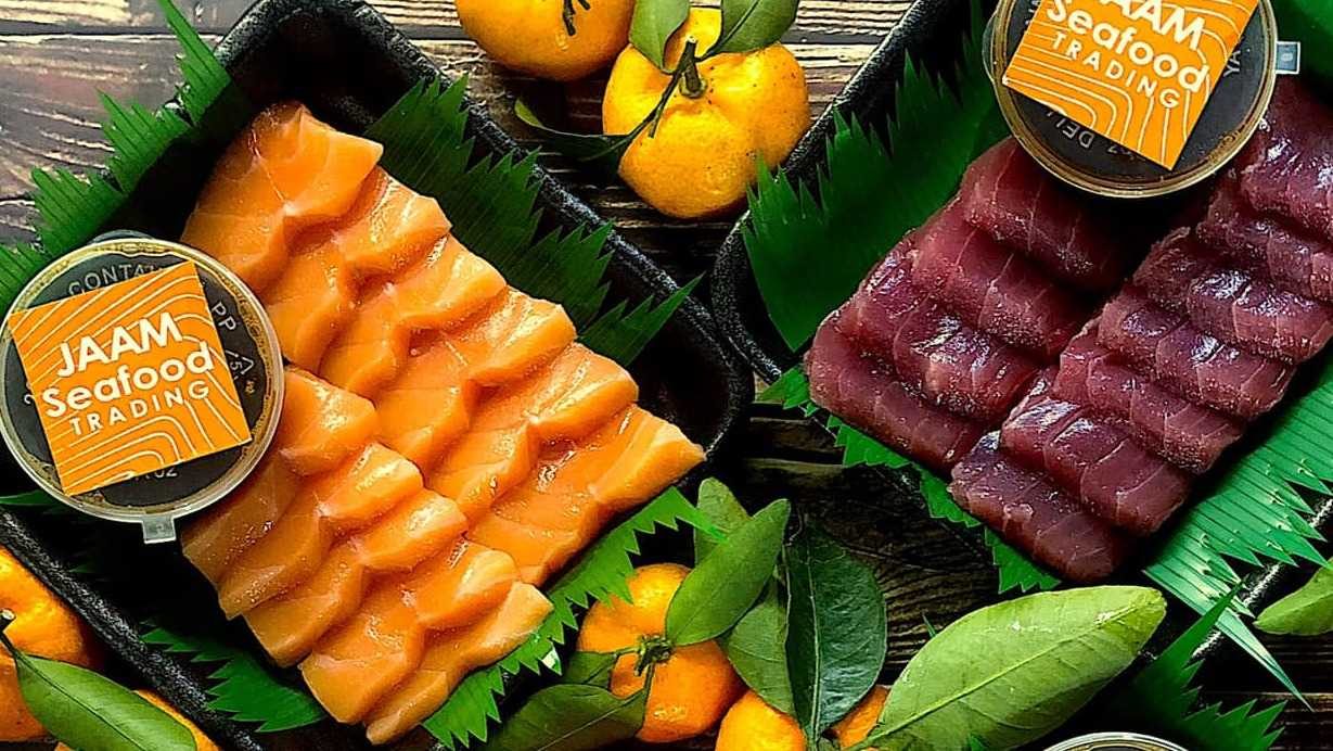 LOOK: Enjoy fresh sashimi delivered to your doorstep from this stall in Cubao