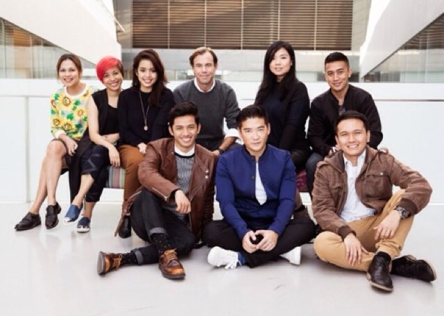 HELLO, PHILIPPINES. Karl-Johan Persson with members of the Philippine media at the company headquarters in Stockholm, Sweden. Photo courtesy of H&M