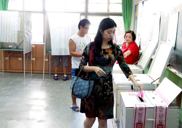 Tsai heading for victory in Taiwan polls