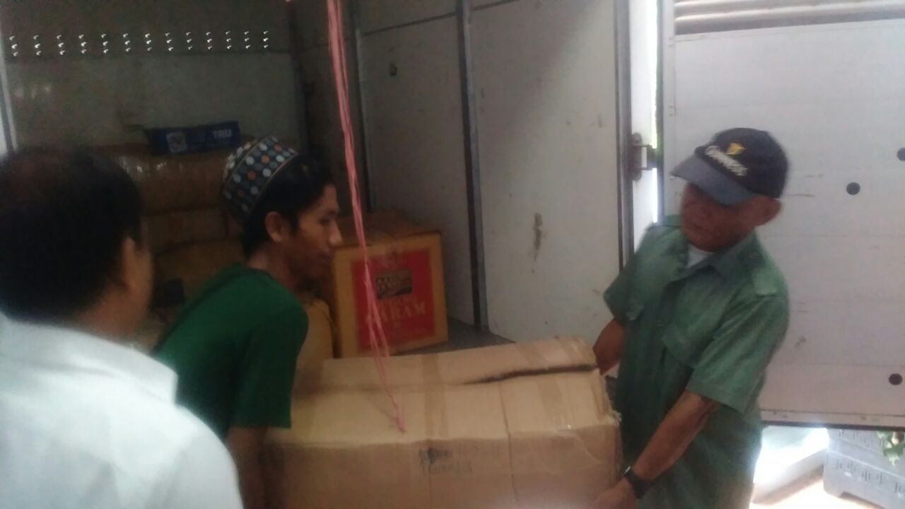 Tersangka pemilik ribuan pil PCC Makassar diserahkan ke Kejati