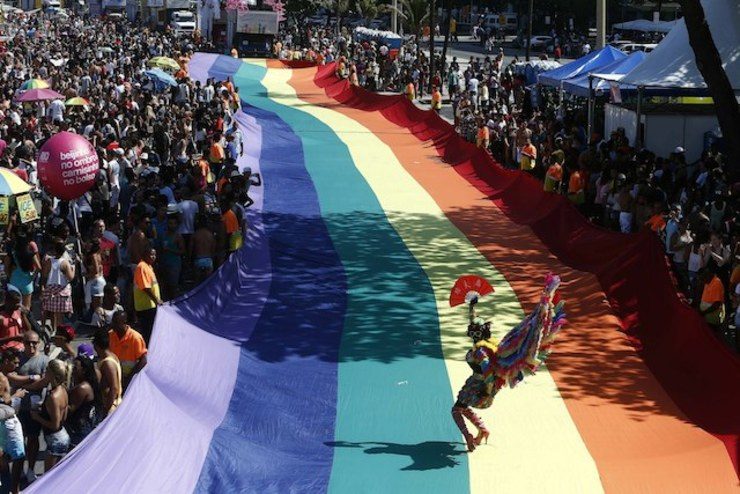 Thousands of Brazilians march in gay rights parade