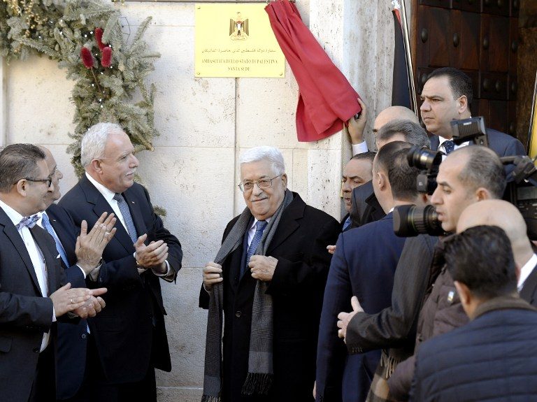 Abbas opens Vatican mission, warns over US embassy move