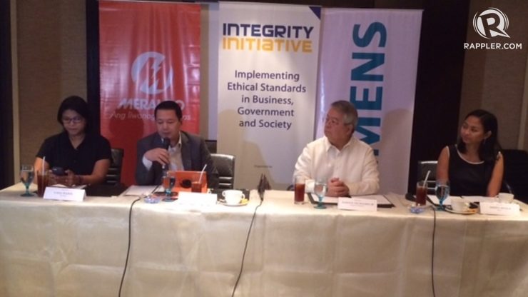 PROMOTING ETHICS. (From left) Rock Ed Philippines founder Gang Badoy; Meralco first vice president William Pamintuan, Integrity Initiative and Makati Business Club chairman Ramon del Rosario Jr; and DLSU culture and arts office coordinator Sheryl Maala