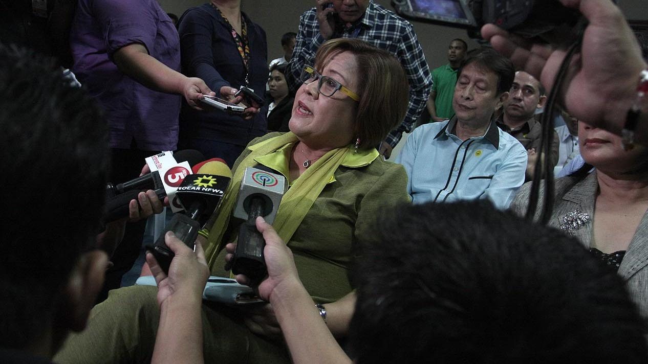 'NOT AWARE.' Justice Secretary Leila de Lima says she did not know that paying courtesy calls was part of the process to be confirmed. File photo by Alex Nuevaespaña/Senate PRIB 