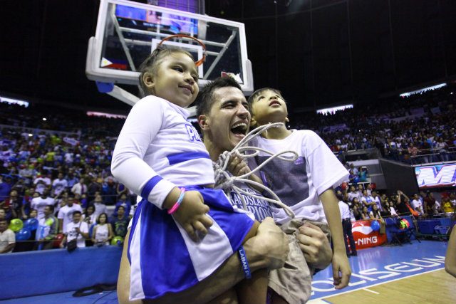 SHARED WITH FAMILY. Marc Pingris not only celebrates the Grand Slam with his teammates, but also shares it with his family. Photo by Josh Albelda/Rappler