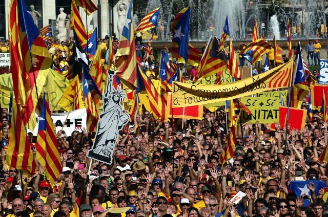 Spain court blocks symbolic Catalan independence vote