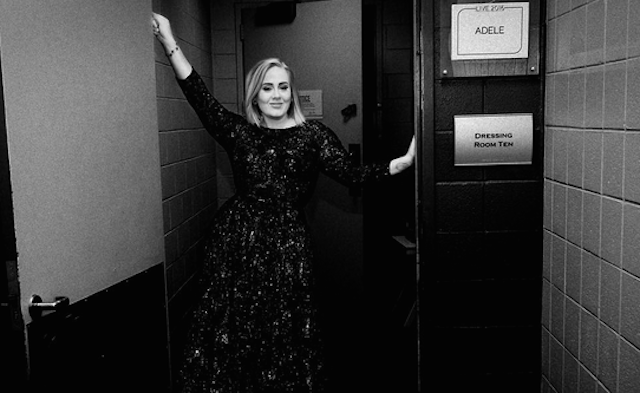 Foto dari akun Instagram Adele. 
