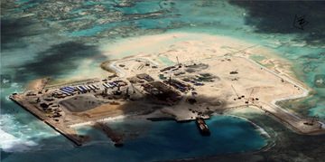 China rebukes US over South China Sea row