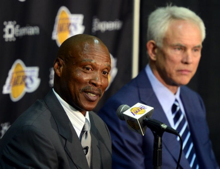 Byron Scott hired as Los Angeles Lakers head coach