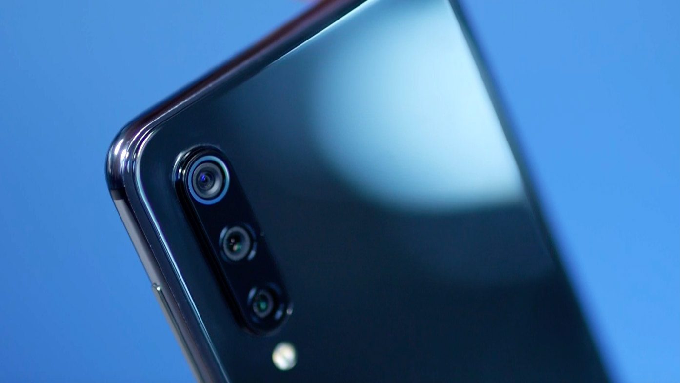 Xiaomi Mi 9 SE review: Among the best-looking phones this year