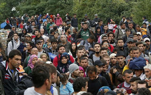UN: 1 million migrants reach Europe in 2015