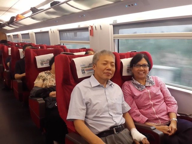 Penulis bersama Zhao Guotang, deputy chief engineer China Railway. Foto oleh Uni Lubis 
