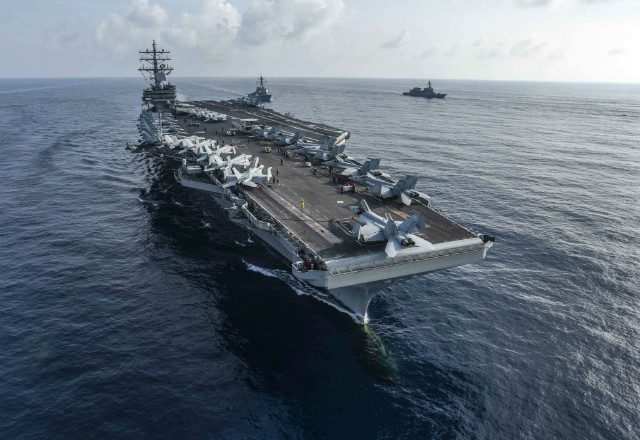U.S. Navy aircraft crashes in Philippine Sea