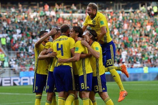 Sweden powers into World Cup last 16