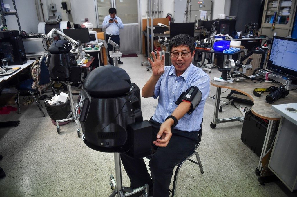 Thailand hospitals deploy ‘ninja robots’ to help virus battle