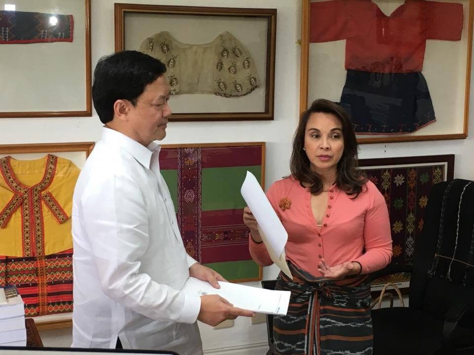 CLIMATE TREATY. Senator Loren Legarda says she is confident that the Senate will concur in the ratification of the Paris climate deal before session adjourns on March 18. Photo by Camille Elemia  