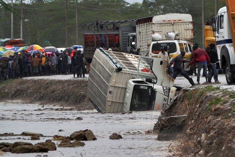 Hundreds dead as floods wreak havoc in East Africa