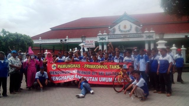 Taksi konvensional di Yogyakarta desak operasional Grab dan Go Car dihentikan