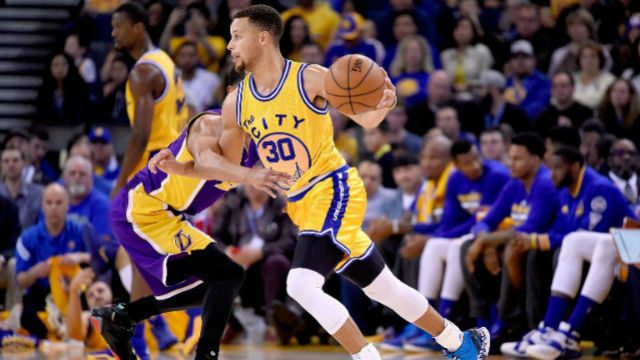 Curry admits 16-0 Warriors have talked about Lakers’ 33-game win streak record
