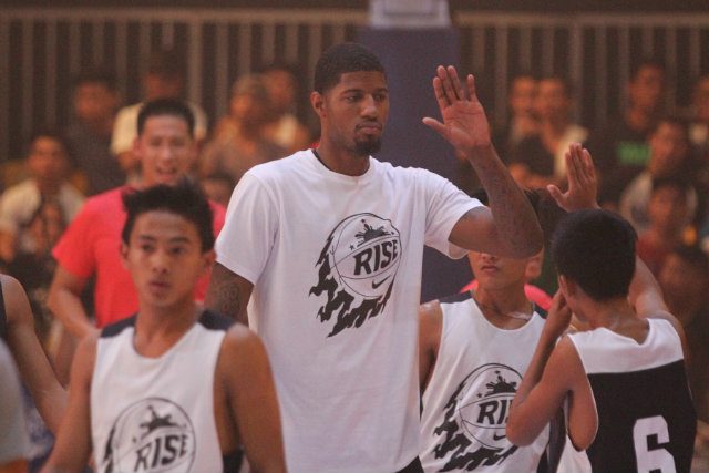 Paul George puts on show, scrimmages with PH youth