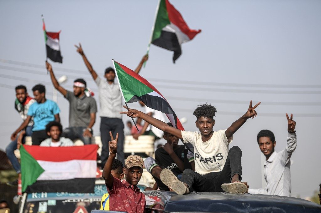 Sudan protesters hail breakthrough in talks with army rulers