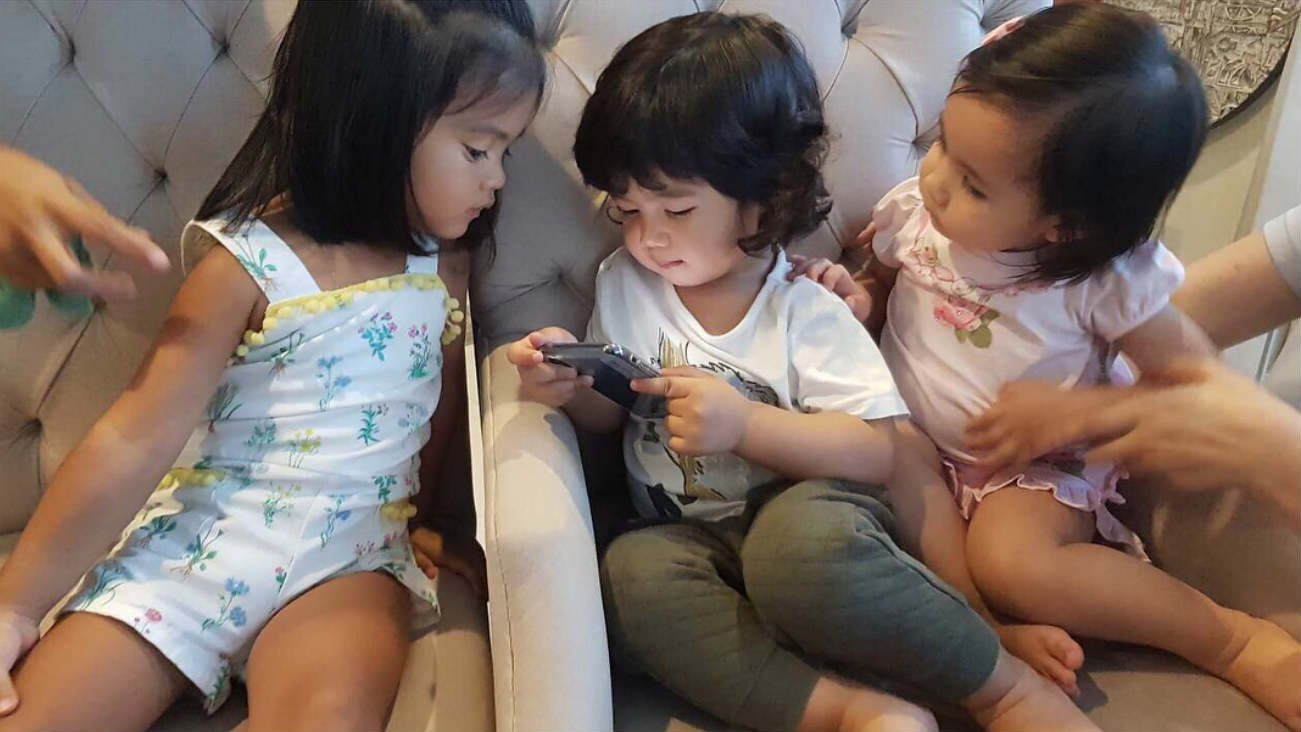 LOOK: Cute overload as Pinoy Big Brother hosts hold a baby meet-up
