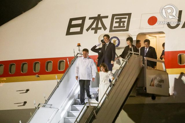 Japan’s Abe arrives in Davao City