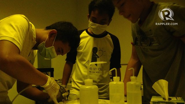 Science internship: Teens explore thrills in a physics lab
