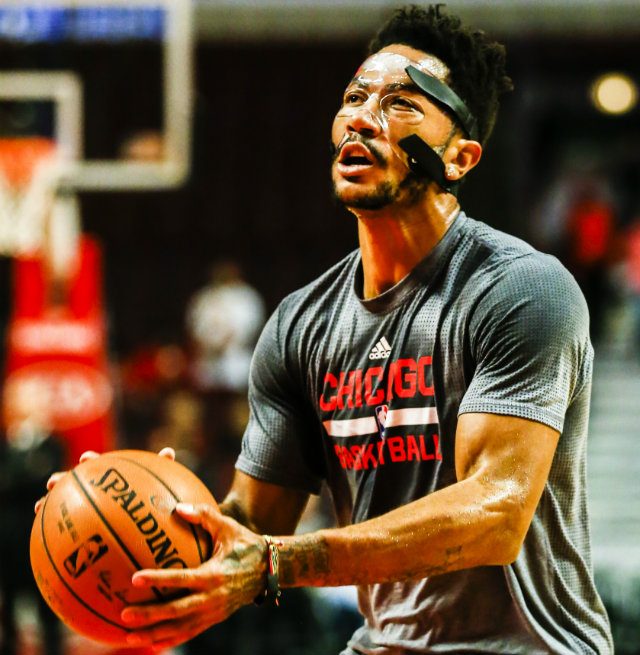 Derrick Rose injury: Chicago Bulls PG will wear mask in return - Sports  Illustrated