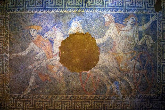 Paintings discovered at Greece’s biggest ancient tomb