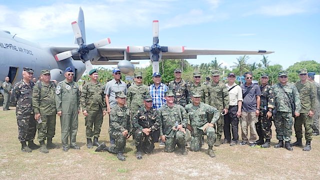TOP BRASS. Defense Secretary Delfin Lorenzana and the top officers of the Philippine military visit Pag-Asa Island on April 21, 2017. Rappler photo 