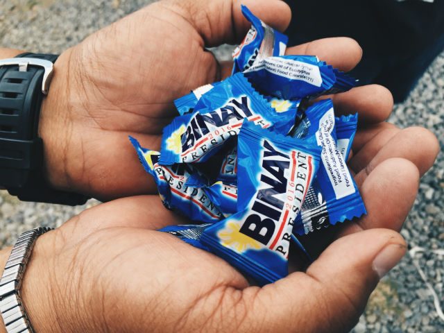 BINAY CANDY. These are instant favorites of children who would wait for the Vice President's motorcade to pass by them on the streets. Photo by Mara Cepeda/Rappler 