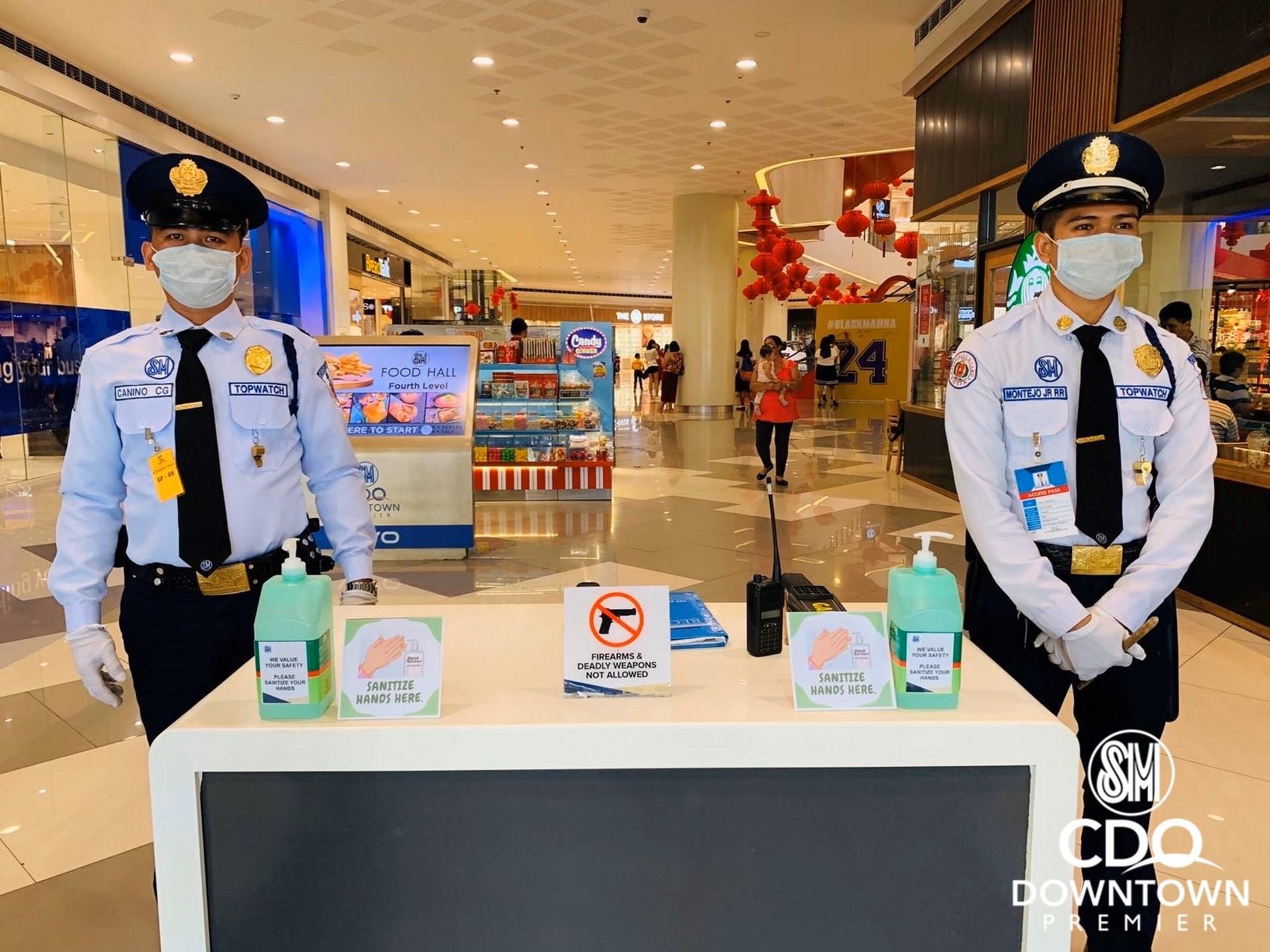 Philippine malls set up safety measures vs coronavirus